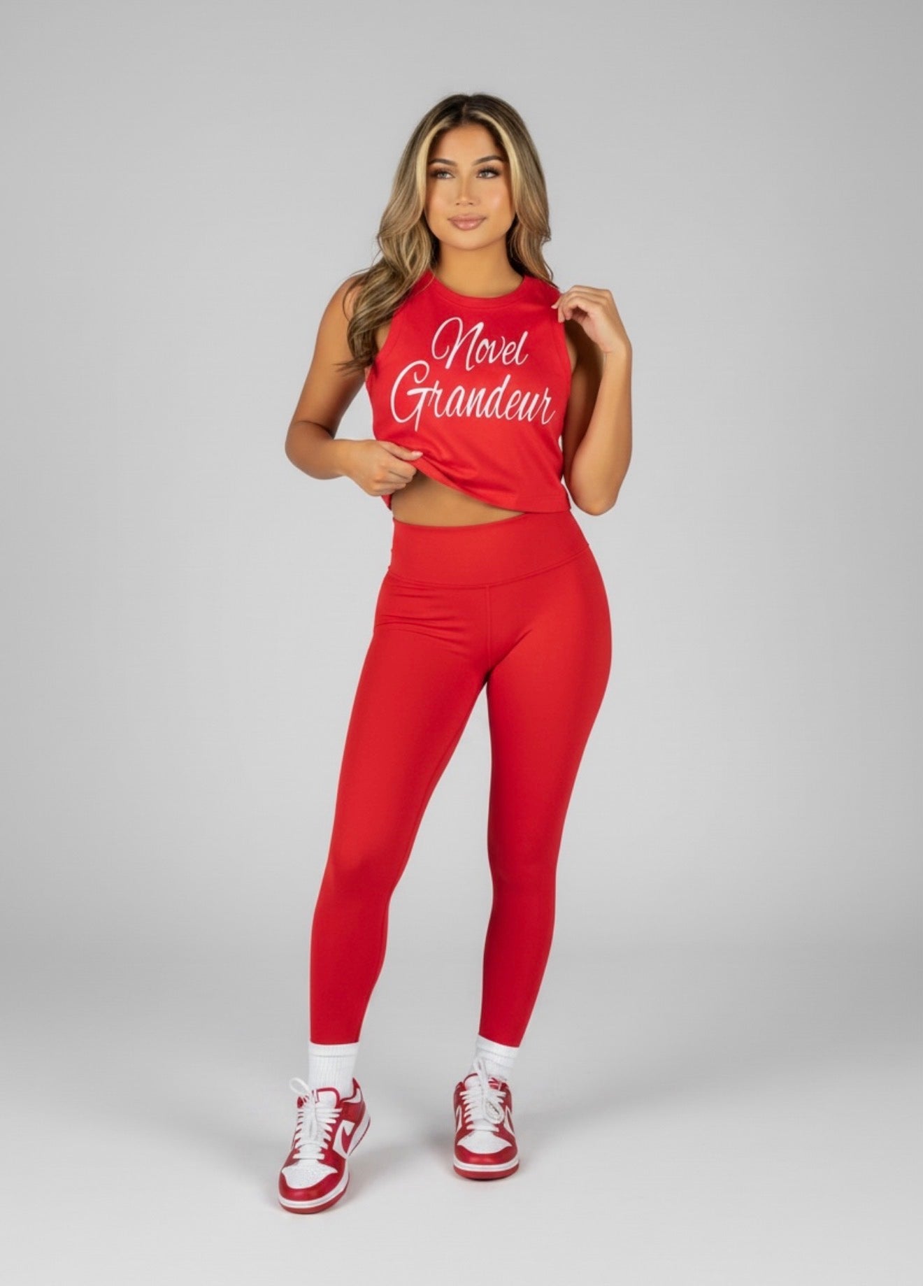 Women’s Novel Grandeur Cropped Tank